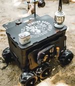 چرخ دستی کمپینگ تاشو با جعبه نگهدارنده و میز – سبک، مقاوم و قابل حمل